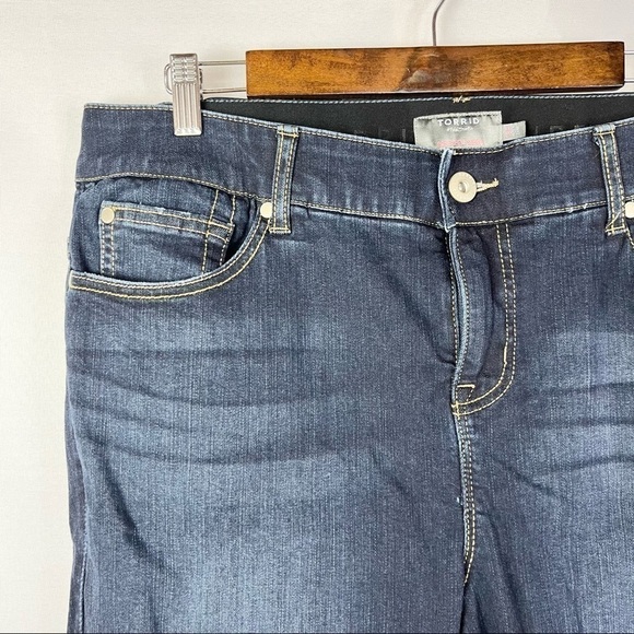 Torrid Dark Wash Bombshell Skinny Jeans 18R - Picture 5 of 5